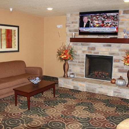 Castle Rock Inn & Suites - Quinter Dış mekan fotoğraf