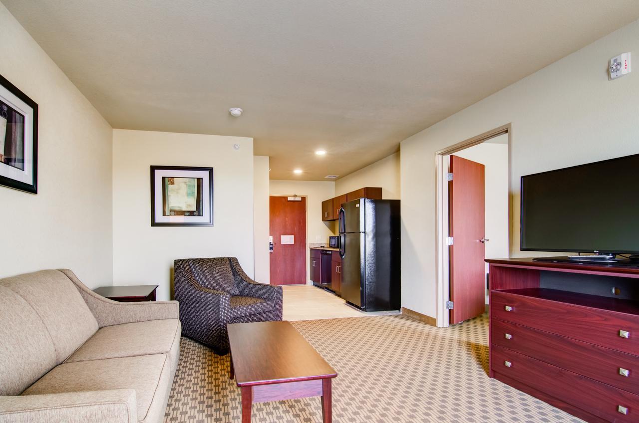 Castle Rock Inn & Suites - Quinter Dış mekan fotoğraf