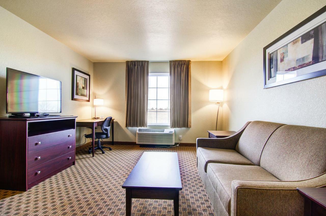 Castle Rock Inn & Suites - Quinter Dış mekan fotoğraf